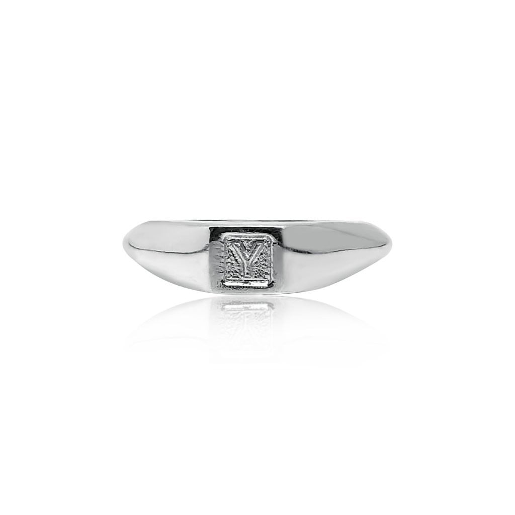 טבעת אות - טבעות בCharlie's Jewellery. 6 - 6. תכשיטים יחודיים לנשים בעבודת יד